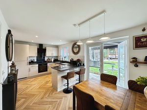 Photo 13- click for photo gallery